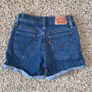 Levi shorts